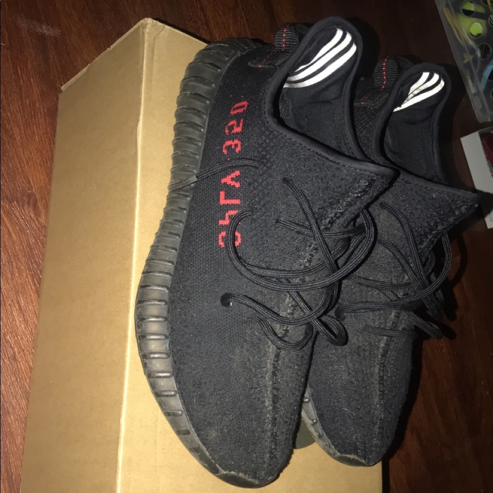 Adidas Yeezy Boost 350 V2 Core Black/Bred